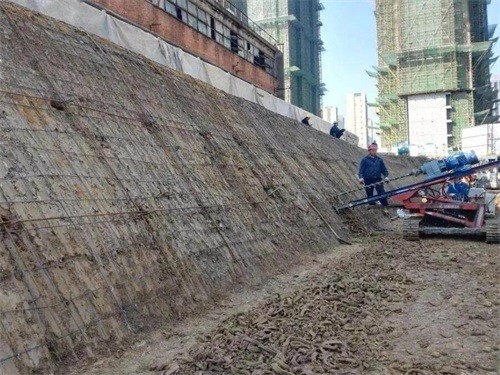 富宁建筑边坡支护
